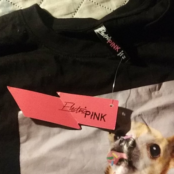 Shirt Size Medium - Picture 2 of 2